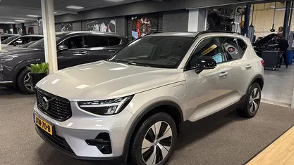 Grijs Occasion 2026 Volvo XC40 Plus SUV | € 38.200 (Eerlijke prijs)