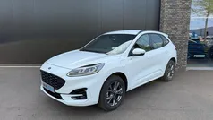 Wit Gebruikt 2022 Ford Kuga ST-Line X SUV | € 29.900 (Eerlijke prijs)