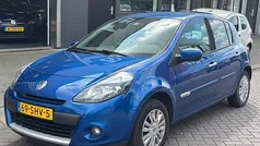 Blauw Gebruikt 2011 Renault Clio II Collection Hatchback | € 3.450 (Eerlijke prijs)