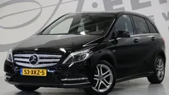 Zwart, metallic lak Gebruikt 2012 Mercedes B180 Ambition MPV | € 9.950 (Eerlijke prijs)