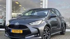 Gebruikt 2023 Toyota Yaris Hybrid Hatchback | € 23.900 (Eerlijke prijs)