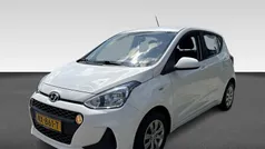Wit Gebruikt 2017 Hyundai i10 Edition Hatchback | € 8.440 (Eerlijke prijs)