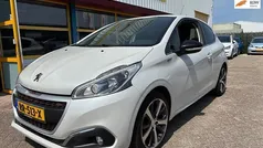 Wit Gebruikt 2016 Peugeot 208 GT-line Hatchback | € 6.499 (Goede deal)