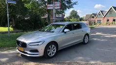 Grijs Gebruikt 2017 Volvo V90 Momentum Stationwagen | € 17.450 (Eerlijke prijs)