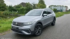 Grijs Gebruikt 2024 VW Tiguan Allspace SUV | € 39.995 (Super prijs)