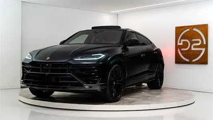 Gebruikt 2025 Lamborghini Urus SUV | € 359.980
