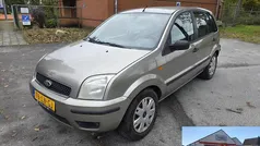 Gebruikt 2003 Ford Fusion Trend MPV | € 999 (Goede deal)