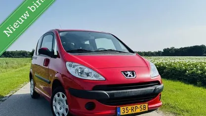 Occasion Peugeot 1007 73 PK (53 kW) 2005 MPV