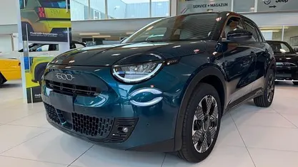 Occasion 2025 Fiat 600 La Prima SUV | € 32.135 (Eerlijke prijs)