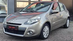 Beige Gebruikt 2011 Renault Clio II Collection Hatchback | € 3.450 (Eerlijke prijs)