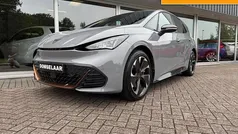 Grijs Gebruikt 2022 Cupra Born Hatchback | € 26.945 (Eerlijke prijs)