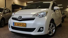 Wit Gebruikt 2013 Toyota Verso-S MPV | € 7.950 (Goede deal)