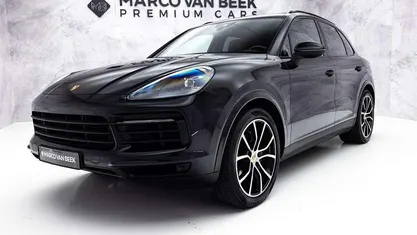 C9x diepzwart metallic Occasion 2018 Porsche Cayenne SUV | € 56.750 (Eerlijke prijs)