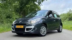 Grijs Gebruikt 2010 Renault Scénic III Privilege MPV | € 6.489 (Eerlijke prijs)