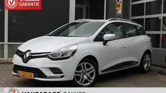 Wit Gebruikt 2017 Renault Clio GrandTour Life Stationwagen | € 6.999 (Eerlijke prijs)