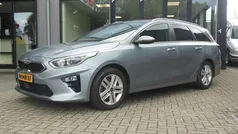 Grijs Gebruikt 2022 Kia Ceed Sportswagon Stationwagen | € 15.950 (Eerlijke prijs)