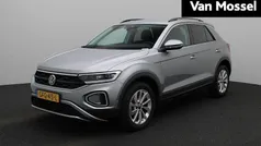 Grijs Gebruikt 2024 VW T-Roc Edition SUV | € 28.900 (Eerlijke prijs)