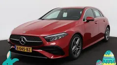 Gebruikt 2023 Mercedes A180 AMG line Hatchback | € 34.845 (Eerlijke prijs)