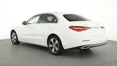 Gebruikt 2022 Mercedes C300 Sedan | € 37.945 (Eerlijke prijs)