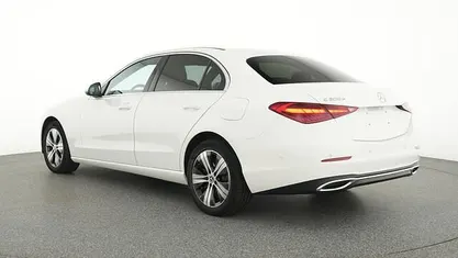 Wit Gebruikt 2022 Mercedes C300 Sedan | € 37.945 (Eerlijke prijs)