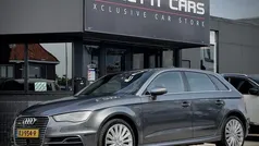 Grijs, metallic lak Gebruikt 2016 Audi A3 Sportback S-line plus Hatchback | € 12.900 (Super prijs)