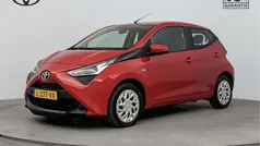 Gebruikt 2021 Toyota Aygo X-play Hatchback | € 12.225 (Eerlijke prijs)