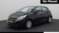 Zwart Gebruikt 2018 Peugeot 208 Active Hatchback | € 8.400 (Eerlijke prijs)
