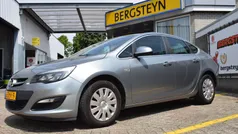 Zilver Gebruikt 2012 Opel Astra Edition Sedan | € 3.995 (Super prijs)