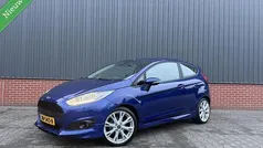 Blauw Gebruikt 2016 Ford Fiesta Titanium Hatchback | € 5.944 (Eerlijke prijs)