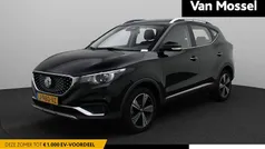 Gebruikt 2020 MG ZS Luxury Sedan | € 14.995 (Eerlijke prijs)