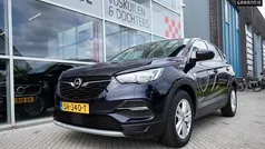 Blauw Gebruikt 2018 Opel Grandland X Innovation SUV | € 17.950 (Eerlijke prijs)