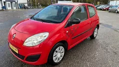 Rood Gebruikt 2007 Renault Twingo Authentique Hatchback | € 1.550 (Goede deal)