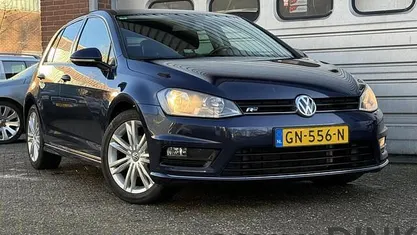 Blauw Occasion 2015 VW Golf VII R-line Hatchback | € 7.999 (Eerlijke prijs)