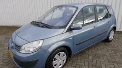 Blauw, metallic lak Gebruikt 2006 Renault Scénic II Dynamique MPV | € 995