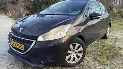 Occasion 2012 Peugeot 208 Access Hatchback | € 2.499 (Super prijs)