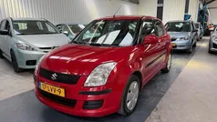 Rood Gebruikt 2010 Suzuki Swift Cool Hatchback | € 3.950 (Eerlijke prijs)