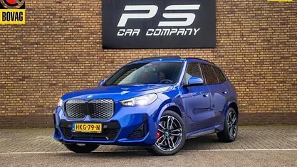 Blauw Gebruikt 2025 BMW iX1 Comfort Edition SUV | € 46.950 (Goede deal)