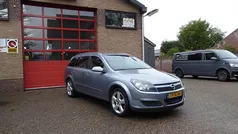 Grijs Gebruikt 2005 Opel Astra Enjoy Stationwagen | € 1.399 (Eerlijke prijs)