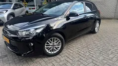 Zwart Gebruikt 2019 Kia Rio Hatchback | € 12.750 (Eerlijke prijs)