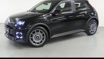 Nieuw Renault R5 Evolution 89 kW (122 PK) 2025 Zwart Hatchback