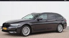 Grijs Gebruikt 2021 BMW 530e Executive Stationwagen | € 33.950 (Super prijs)