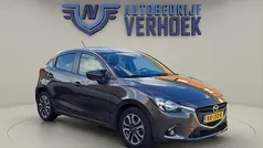 Bruin Gebruikt 2016 Mazda 2 Hatchback | € 12.400 (Eerlijke prijs)