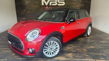 Occasion Mini Cooper Clubman 136 PK (100 kW) 2017 Rood Stationwagen