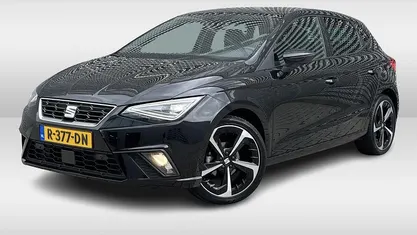 Zwart Gebruikt 2022 Seat Ibiza FR Hatchback | € 17.950 (Eerlijke prijs)
