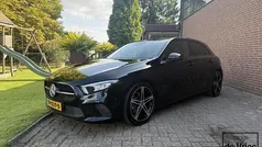 Zwart Gebruikt 2018 Mercedes A220 Premium Hatchback | € 23.950 (Eerlijke prijs)