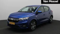 Blauw Gebruikt 2024 Dacia Sandero Expression Hatchback | € 19.435 (Eerlijke prijs)