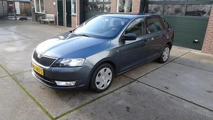 Occasion Skoda Rapid Active 86 PK (63 kW) 2015 Grijs Hatchback