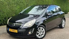 Zwart Gebruikt 2012 Opel Corsa Color Edition Hatchback | € 5.500 (Iets duurder)
