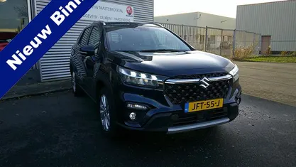 Blauw Gebruikt 2024 Suzuki SX4 S-Cross SUV | € 28.750 (Eerlijke prijs)