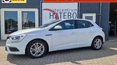 Gebruikt 2016 Renault Mégane IV Komfort Hatchback | € 10.750 (Goede deal)